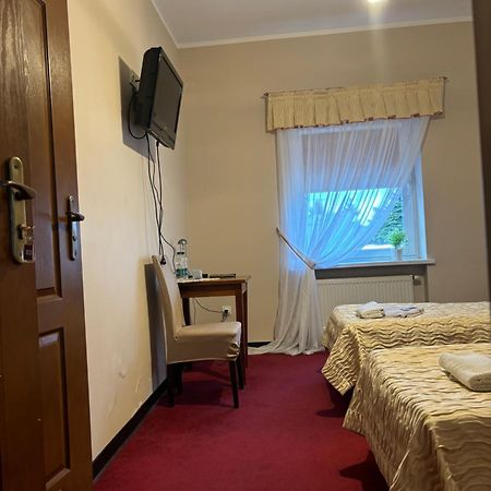 Hotel Chrobry Leczyca Ngoại thất bức ảnh